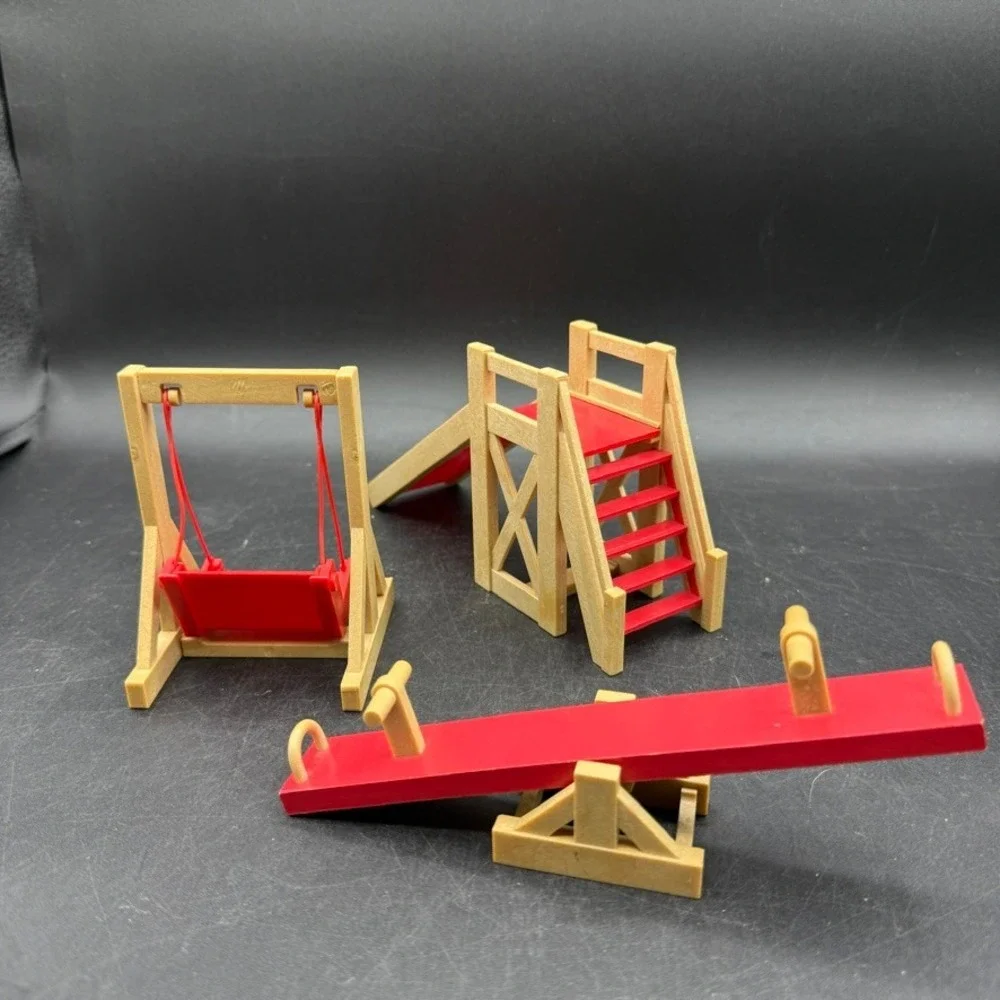 Vintage Tomy Calico Critters Sylvanian Families Playground Set Red Tan
